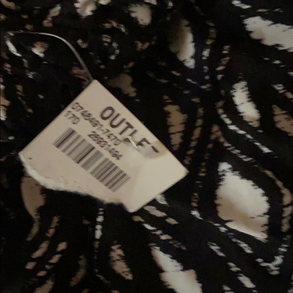 Shorts - Picture 3 of 5